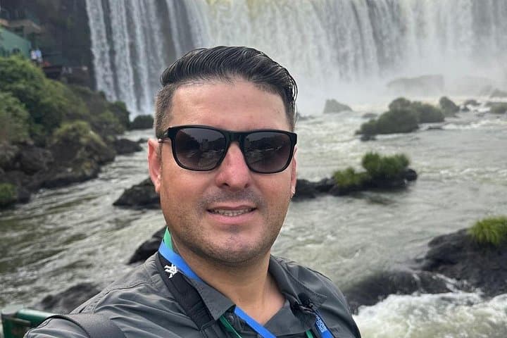 Iguazu Falls Private Day Tour — See Brazil & Argentina in One Day photo 3