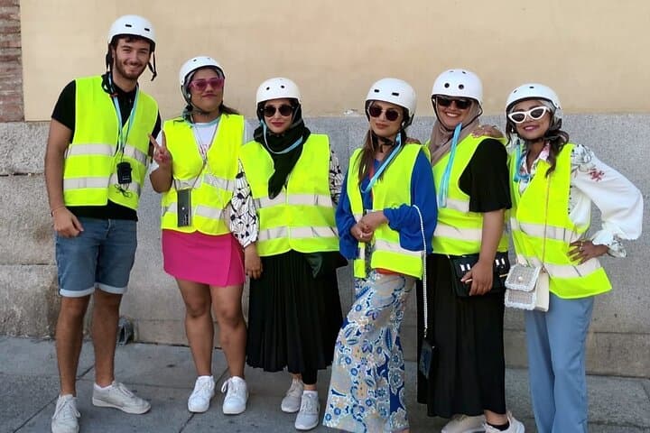 Madrid Segway Tour: Center and Retiro Park Highlights photo 2