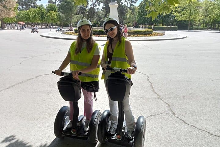Madrid Segway Tour: Center and Retiro Park Highlights photo 3