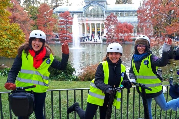 Madrid Segway Tour: Center and Retiro Park Highlights photo 5