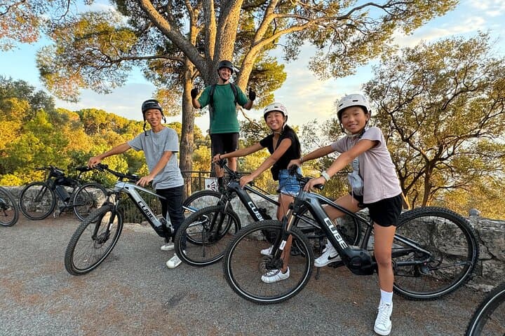 E‑Bike and Paddleboard: Scenic Ride from Nice to Saint‑Jean‑Cap‑Ferrat photo 2