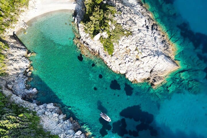 Speedboat to Mamma Mia Chapel and Hidden Beaches from Skiathos photo 3