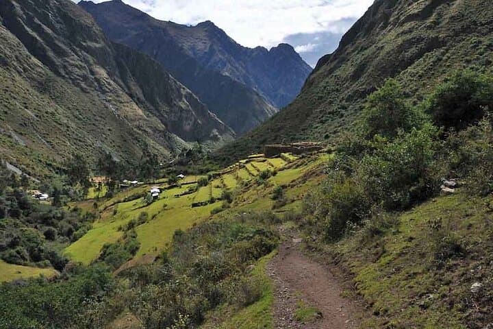 Inca Trail 4-Day Trek to Machu Picchu with Vistadome Observatory photo 5