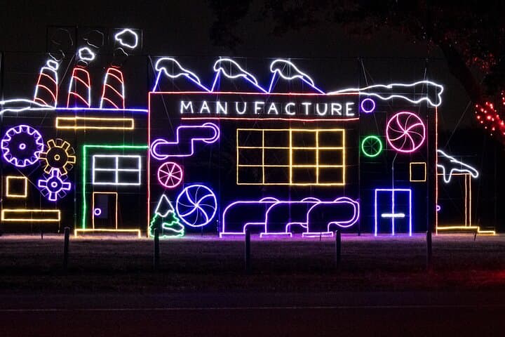 Lights of Joy Branson Drive‑Thru Christmas Light Show (2025) — What to Expect photo 3
