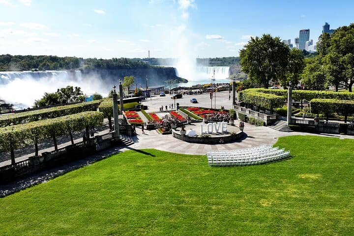 Niagara Falls All-Inclusive Guided Day Tour From Toronto