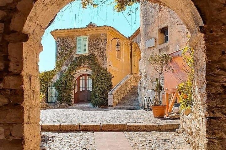 Eze and French Riviera by Electric Renault Mégane E‑Tech: Nice to Saint‑Jean‑Cap‑Ferrat in 4–5 Hours photo 4