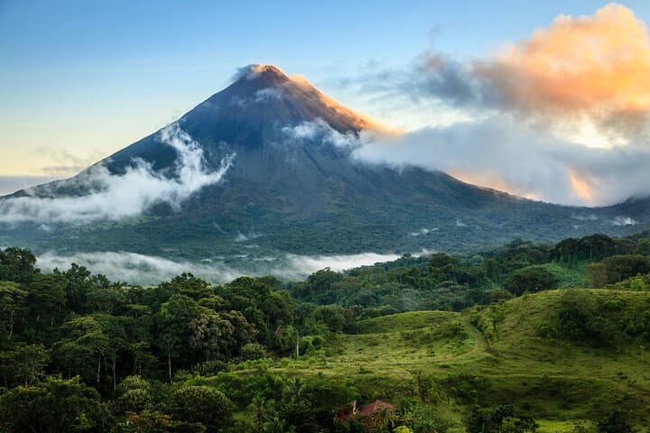Costa Rica Tropical Relaxation: 8-Day Rainforest, Volcano & Beach Tour photo 3