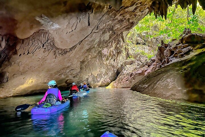 Paddle into the Jungle Blue Hole Cave: Kayak Adventure Near San Ignacio, Belize photo 4