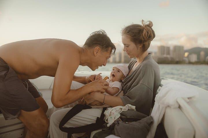 Waikiki Private Sunset Boat Tour — Diamond Head Views, Dolphins & Sea Turtles photo 4