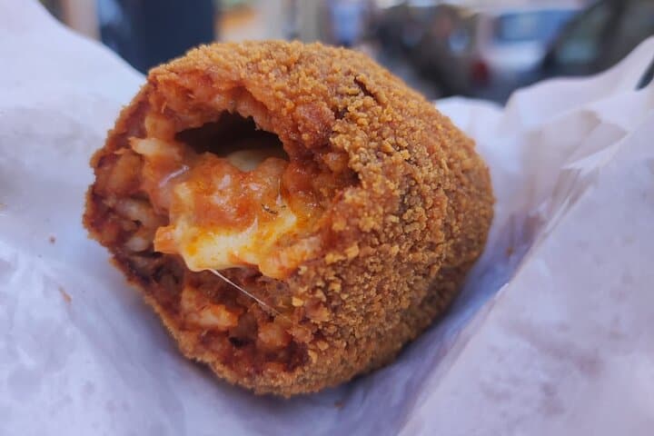 Rome Bites and Stories: Local Food Walking Tour of Old Town photo 6