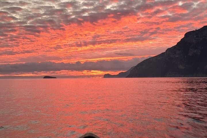 Sunset Cruise Along the Amalfi Coast — 4-Hour Private Boat with Dinner Stop photo 5