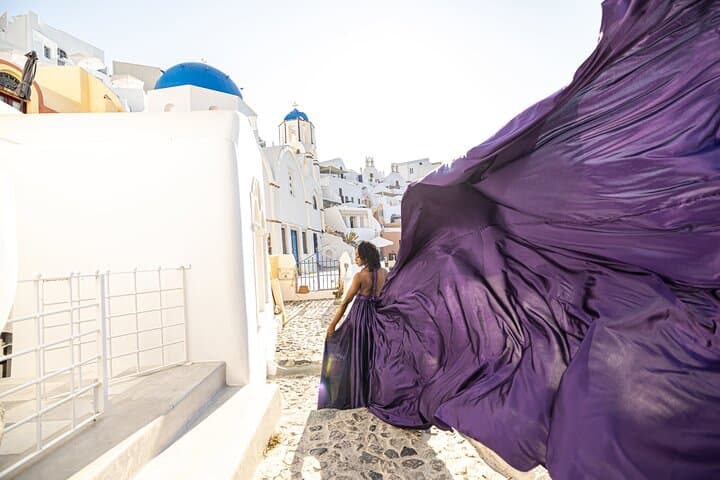 Santorini Flying Dress Photoshoot in Oia | 1- & 3-Hour Tours with Dress Included photo 6