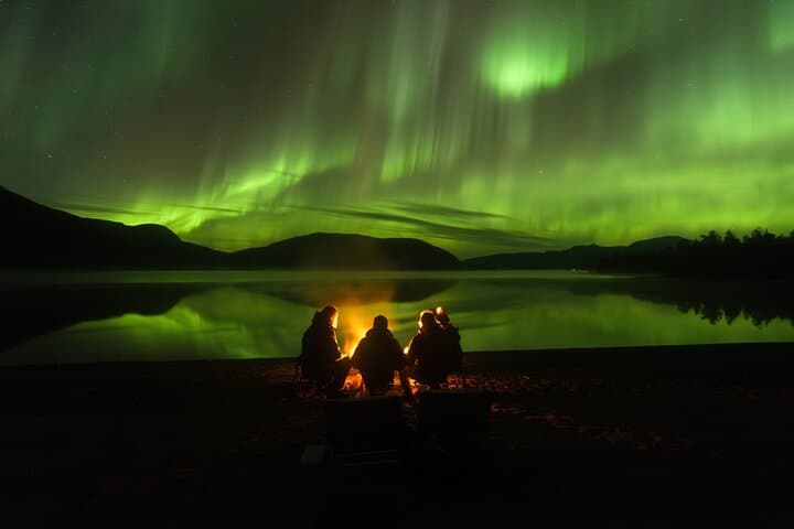 Tromso Northern Lights Adventure: Small-Group Aurora Chase and Photography