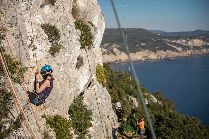 Rock Climbing in Arrábida Natural Park: Routes Near Setúbal and Sesimbra photo 2