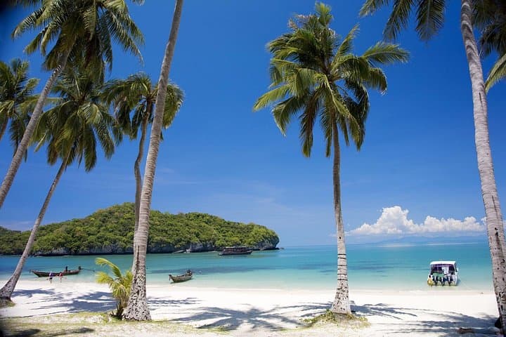 Overnight Ang Thong Marine Park: Kayak, Snorkel and Sleep Under Island Stars photo 4
