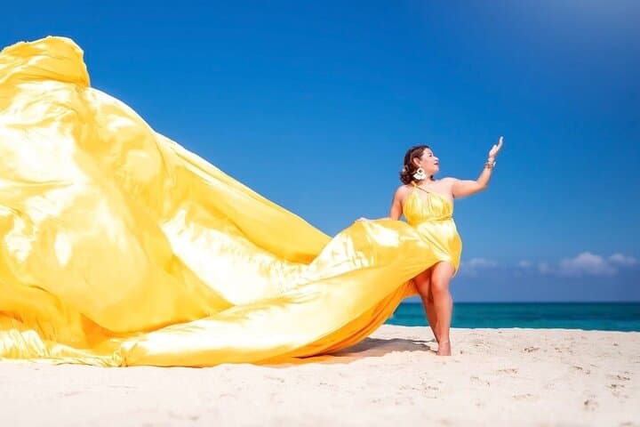 Flying Dress Photo Shoot in Montego Bay: Private Silk-Gown Beach Session photo 2