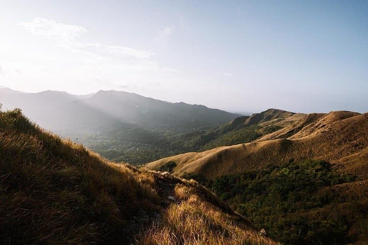 Hiking the Sleeping Indian: Steep Rainforest Trails of El Valle de Antón photo 1