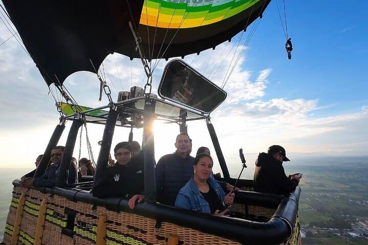 Hot Air Balloon Over Teotihuacan: Sunrise Flight, Cave Breakfast & Round‑Trip from Mexico City photo 5