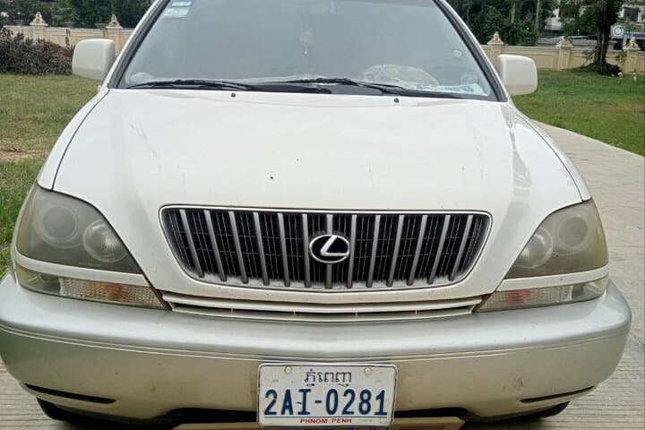 Siem Reap to Phnom Penh Private Taxi — Comfortable 6–8 Hour Transfer photo 2
