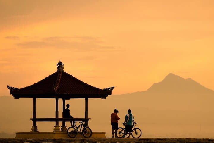 Experience Bali’s Sanur Sunrise: A Scenic Cycling Journey photo 5