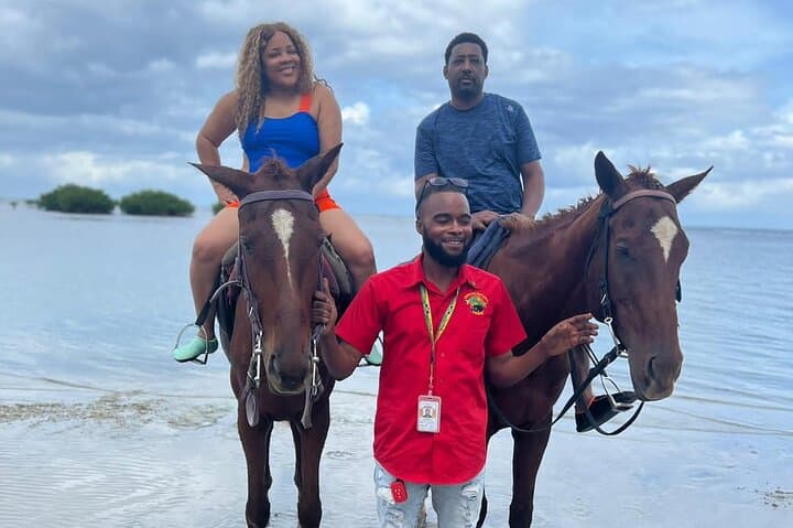 Blue Hole & Beach Horseback Ride from Montego Bay — Ocho Rios Waterfall Swim and Local Shopping photo 4