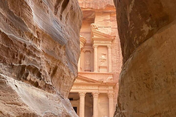 2-Day-Petra-and-Wadi-Rum-Private-Guided-Tour-Jordan photo 5