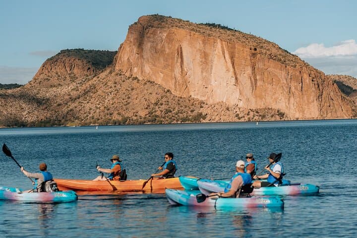 Exploring Canyon Lake: Paddleboarding and Kayaking Through Hidden Coves and Canyon Walls photo 5