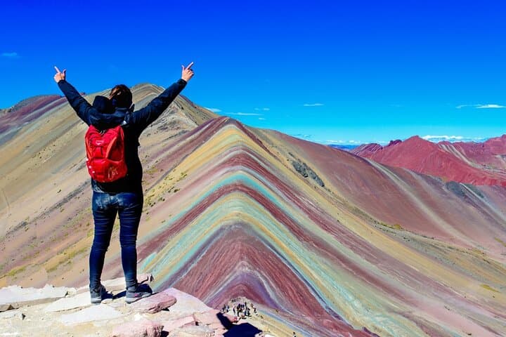 3-Day Sacred Valley, Machu Picchu & Rainbow Mountain Adventure photo 2