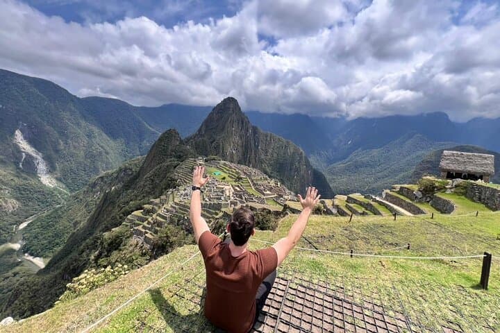 6-Day Machu Picchu, Rainbow Mountain & Humantay Lake Adventure from Cusco