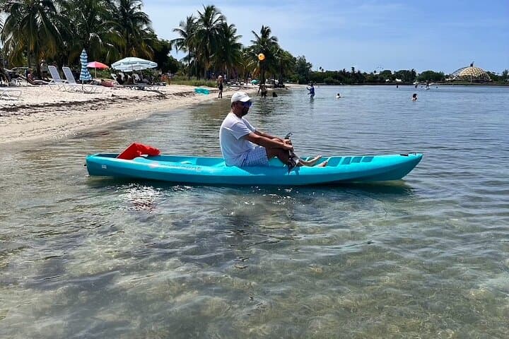 Paddle Biscayne Bay: Miami SUP & Kayak Tour from Virginia Key photo 2