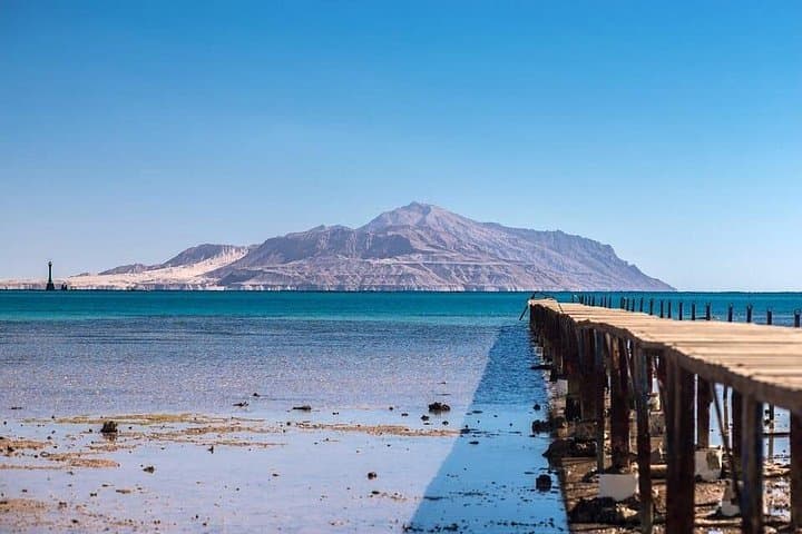 Tiran Island Cruise & Intro Dive from Sharm El Sheikh — Snorkel Pristine Reefs photo 4