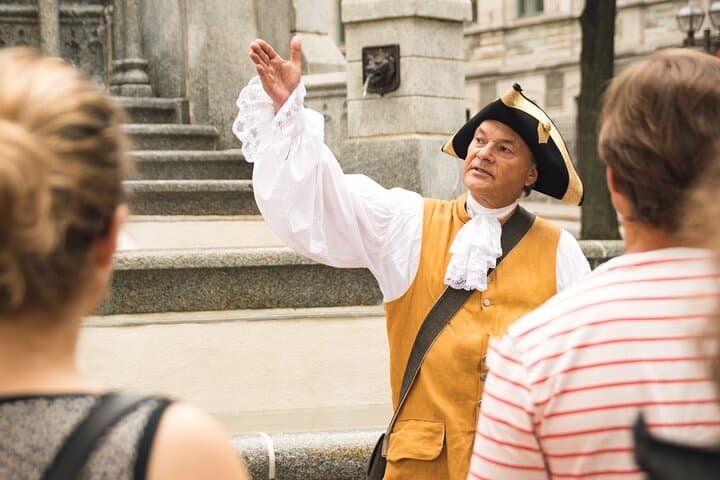 Historic Old Québec Walking Tour: 2-Hour Guided Stroll Through New France