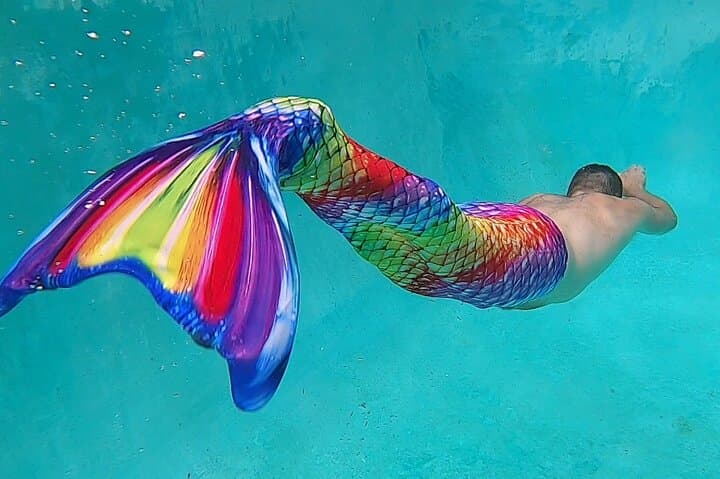 Santa Cruz Mermaid Experience & Photoshoot — Beach & Pool Photo Session photo 4