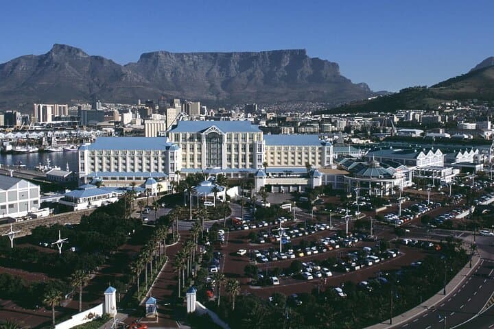Cape Town Land, Sea & Sky: Robben Island, Helicopter Flight and Table Mountain in One Day photo 3