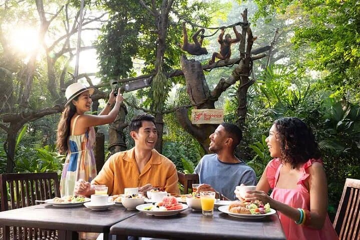 Singapore Zoo Tram Tour & Wildlife Encounters at Mandai Wildlife Reserve photo 4