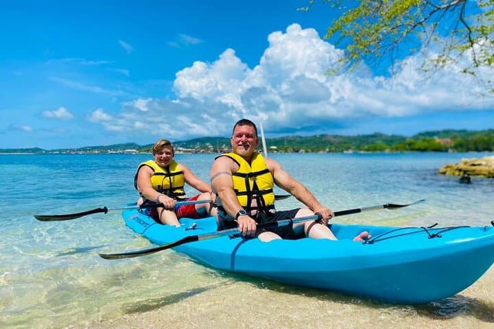 Roatán ATV and Horseback Adventure with Brandy's Key Beach Escape photo 5