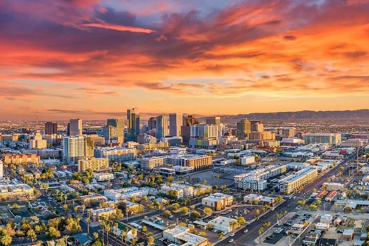 Private PHX Airport Transfer to Phoenix Downtown — Reliable 24/7 Pickup & Drop-off photo 2