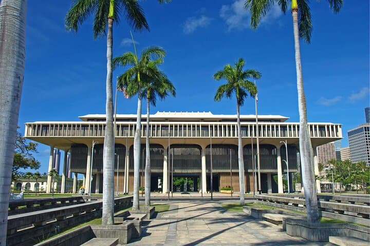 Honolulu Scavenger Hunt: Self-Guided Downtown Highlights Walking Tour photo 3