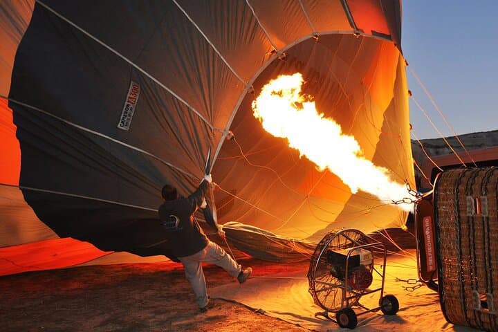 Sunrise Balloon Flight Over Göreme: Luxury Cappadocia Balloon Tour Guide photo 2