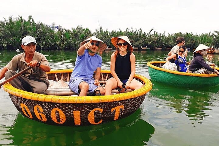 Hoi An Coconut Jungle & Evening Lantern Boat Lantern Ride: Basket Boats, Ancient Town and Lantern Release photo 5