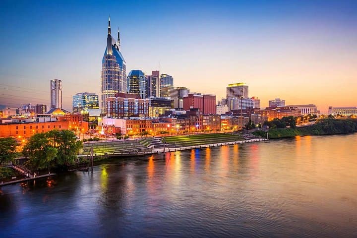 Private Round-Trip Transfer Nashville BNA to Downtown — Fast Airport Pickup photo 4