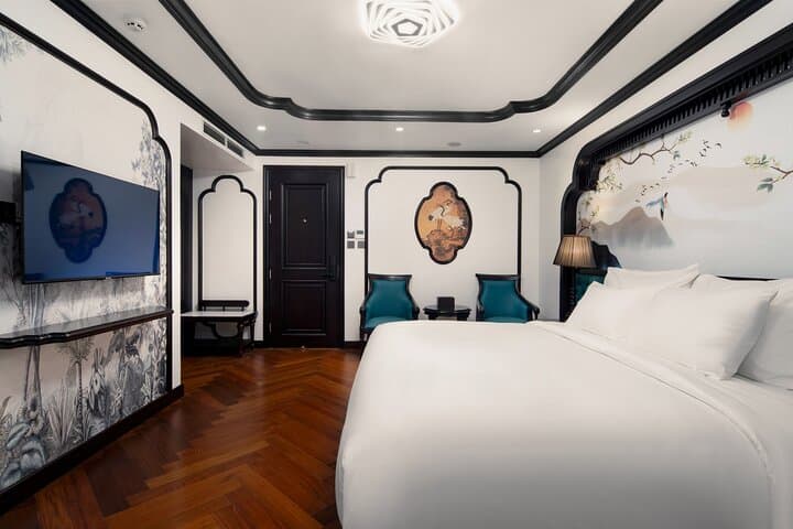 Catherine Cruise: Luxury 2-Day Halong Bay Overnight from Hanoi photo 5