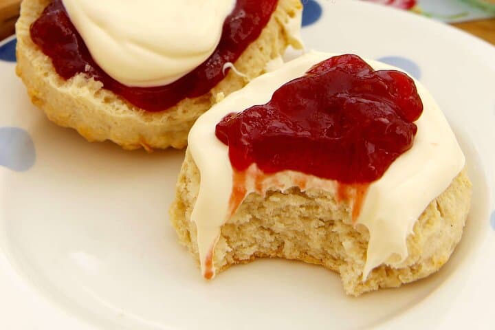 Hands-On Afternoon Tea Baking Class in Burford's Cotswolds photo 3