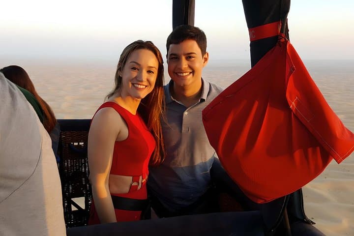 Sunrise Private Hot Air Balloon Over Dubai Desert — 4000ft Wildlife Flight photo 1