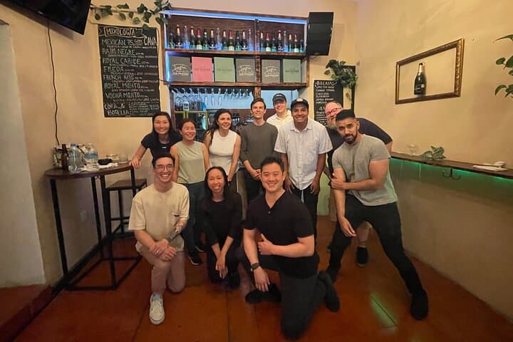 Cumbia Vibes: Mexico City Live-Music Dance Class (90 Min) photo 4