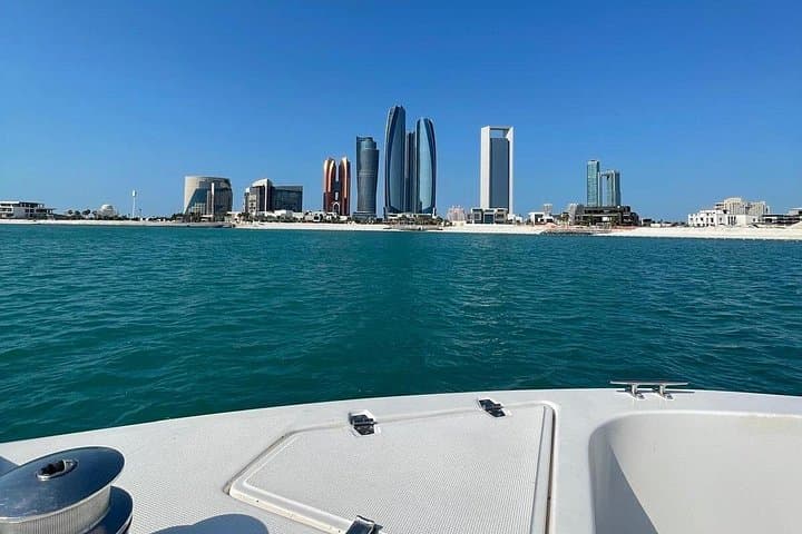 Abu Dhabi Island Hopping Speed Boat: 4-Hour Safari & Dolphin Island Cruise photo 2