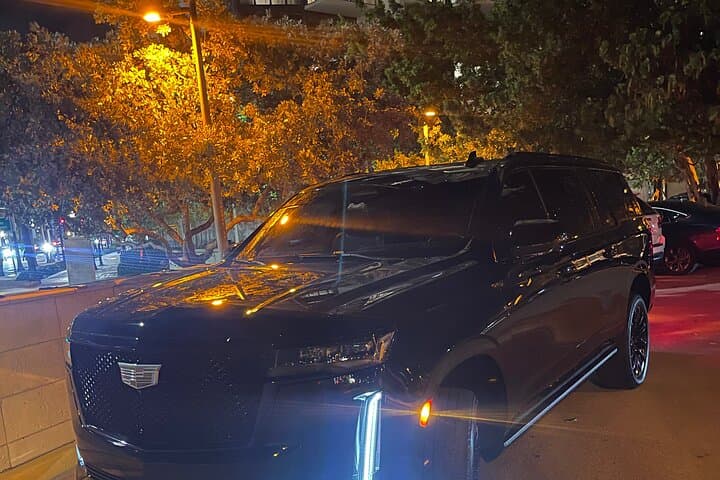 Miami Luxury Cadillac Escalade Private Ride — Comfort & City Style
