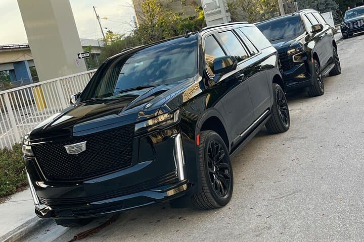 Miami Luxury Cadillac Escalade Private Ride — Comfort & City Style photo 2