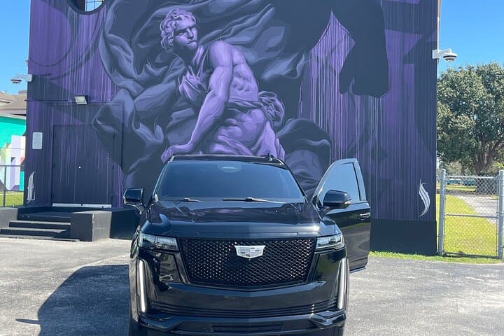 Miami Luxury Cadillac Escalade Private Ride — Comfort & City Style photo 3