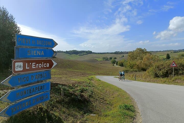Chianti E-Bike Tour from Siena: Ride Vineyards, Gravel Lanes & Wine Tasting